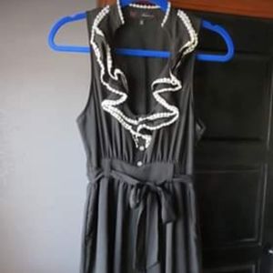 Womens Size Medium Sleveless Dress